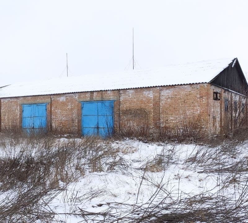 Склади дві будівлі  1000 метрів кв  Продаж/Оренда