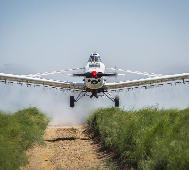 Сільськогосподарські авіапослуги  Авіахімроботи 